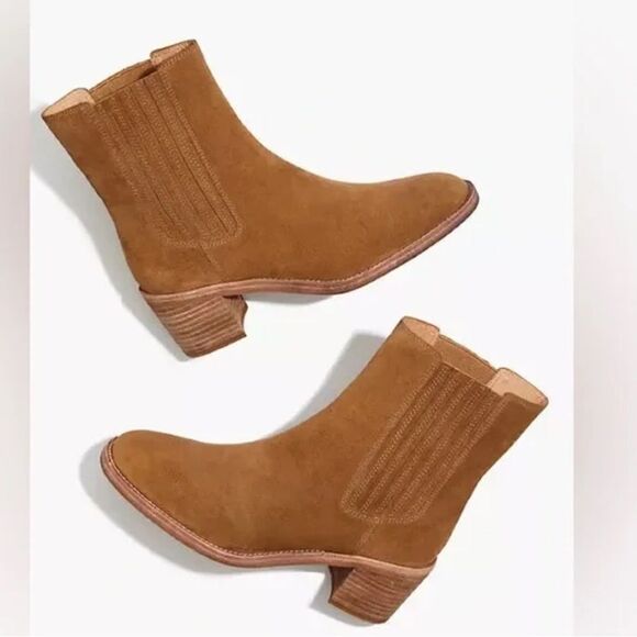 The Autumn High Chelsea Boot in Suede Size 11 - Picture 1 of 15
